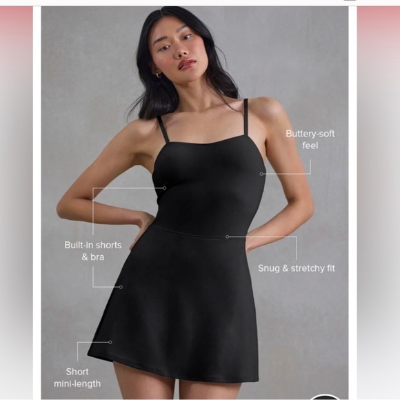 Alo Courtside Tennis Exercise Dress in black - Picture 2 of 6